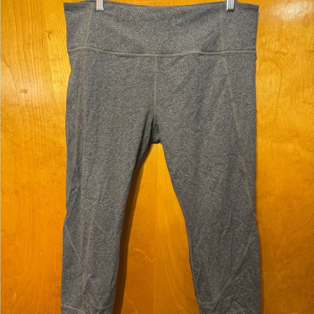Athleta Heather Gray Cropped Leggings -XL